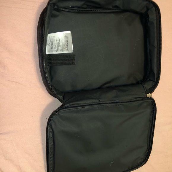 Lunch box - Picture 2 of 2